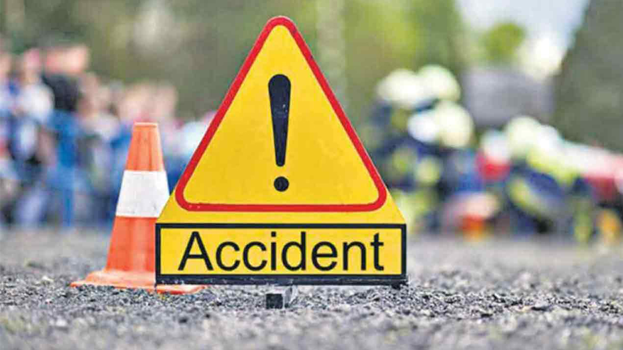डीसीपी मुम्मका सुदर्शन बने दुर्घटना में घायल व्यक्ति के लिए भगवान, अपनी कार से पहुंचाया मेयो अस्पताल