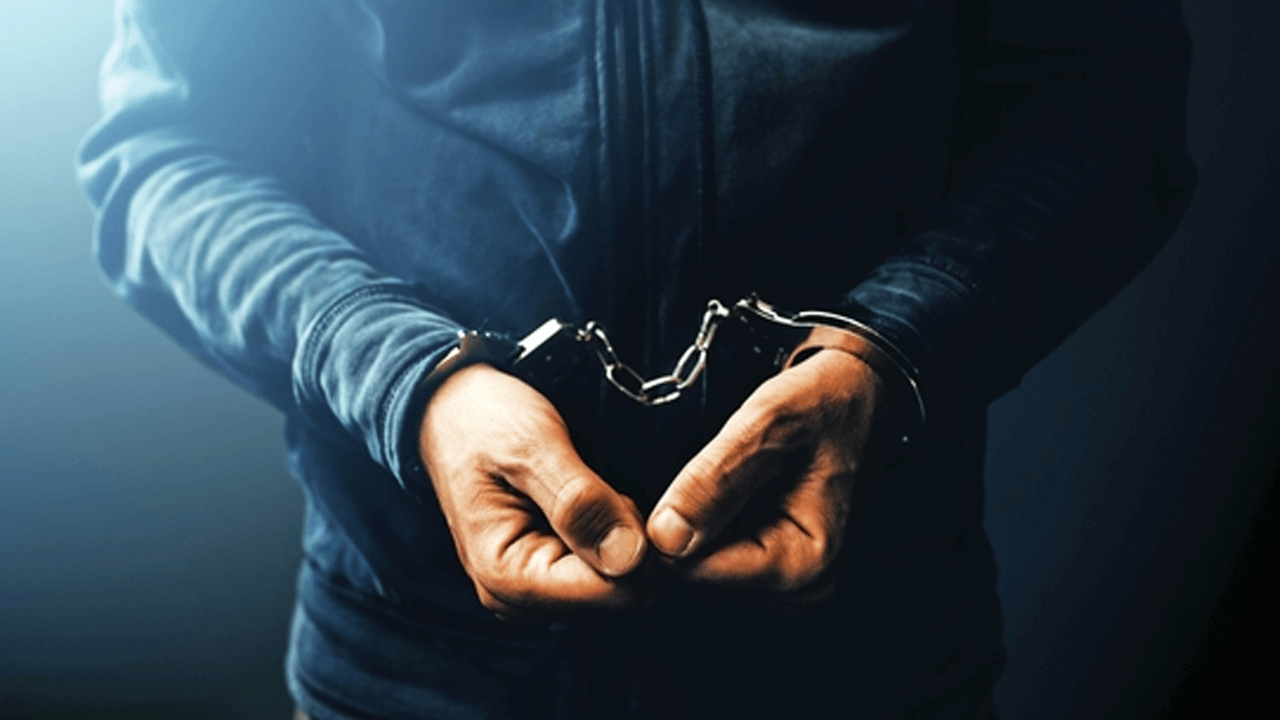 IPS अधिकारी पर महिला डॉक्टर से दुष्कर्म का आरोप, मामला दर्ज